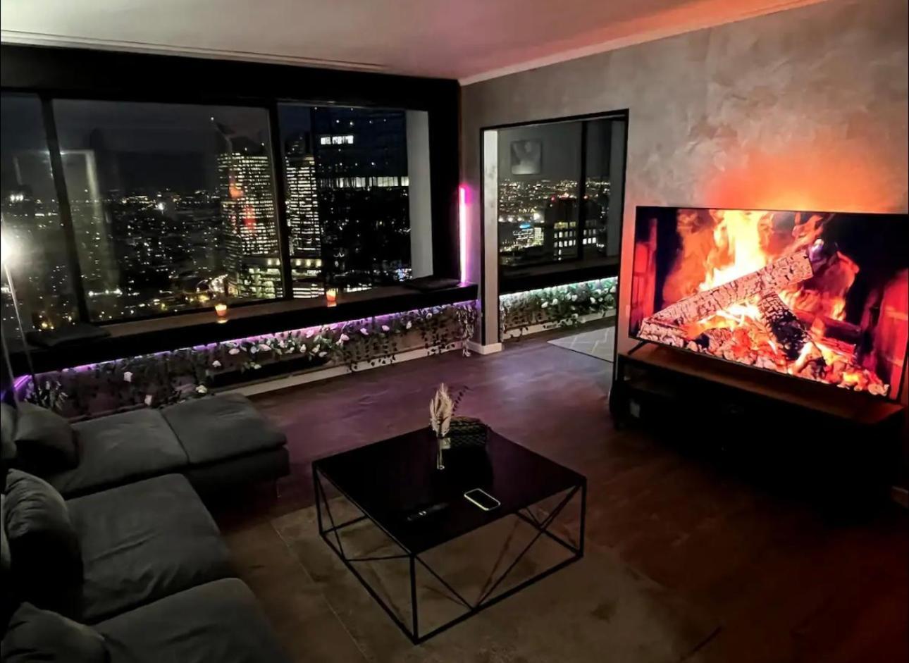 Netflix & Sky Jacuzzi * Puteaux